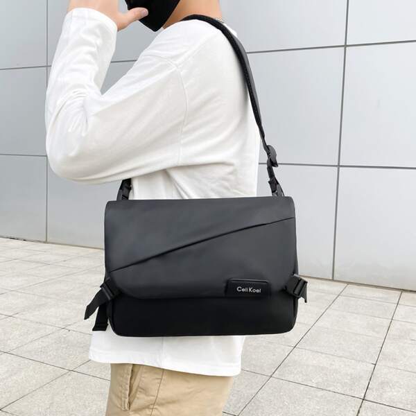 

Men Letter Patch Crossbody Bag, Black