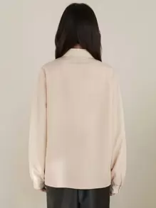 DAZY 素色褶皺襯衫 - 杏色 - 查看 2