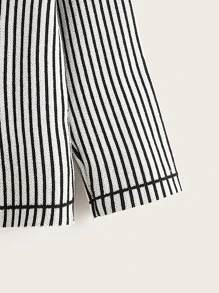 小男童豎條紋圖案套頭毛衣 - 黑與白 - 查看 3