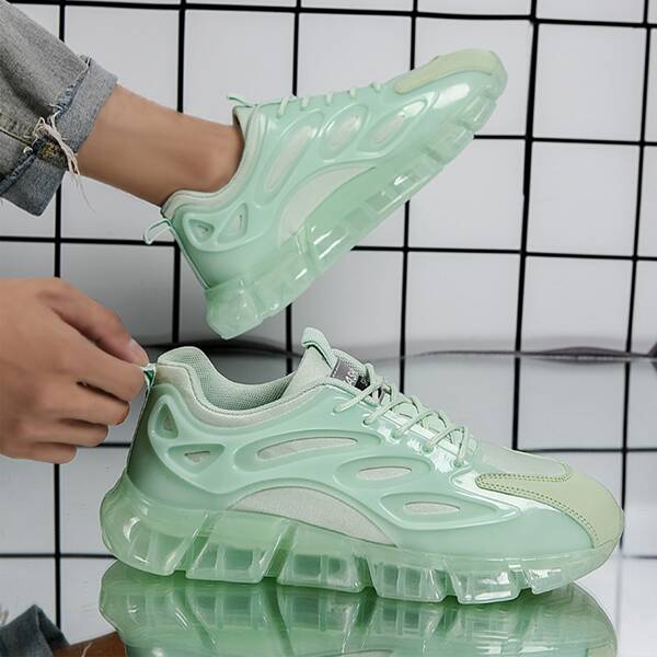 

Men Letter Patch Lace-up Front Sneakers, Green