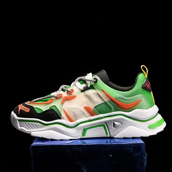 

Men Colorblock Lace-up Front Skate Shoes, Green