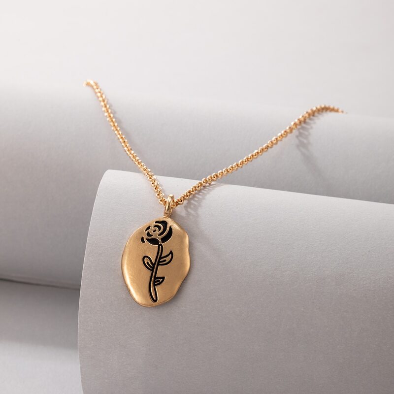 

Floral Graphic Chain Necklace, Gold