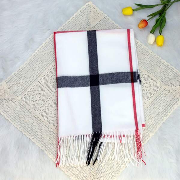 

Tassel Decor Plaid Pattern Scarf, Multicolor