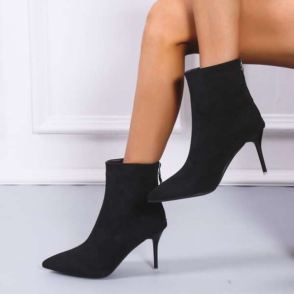 

Minimalist Stiletto Classic Boots, Black
