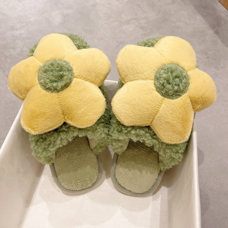 

Flower Decor Slippers, Multicolor
