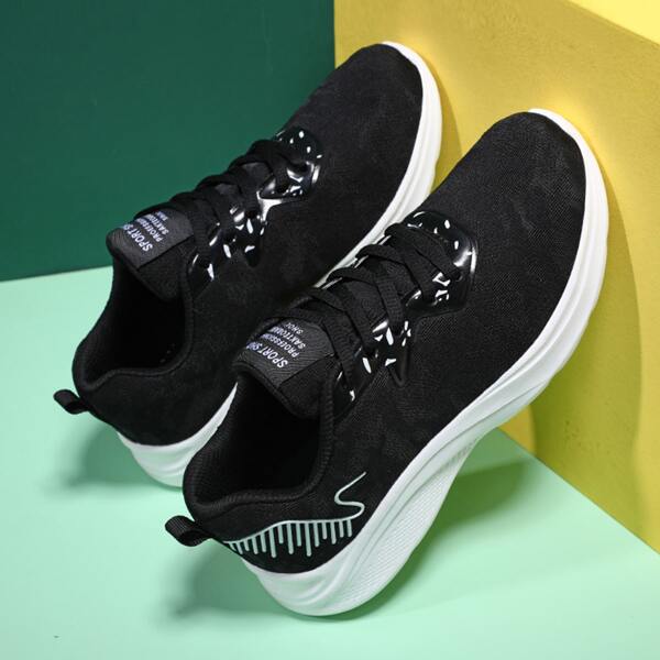 

Men Minimalist Lace-up Front Sneakers, Black