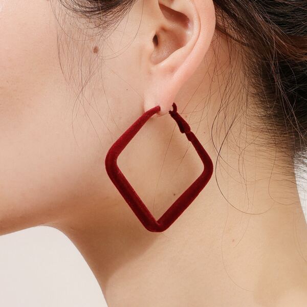 

Geometric Hoop Earrings, Burgundy