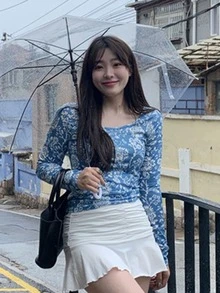 Allover Floral Slim Tee - Blue - View 4