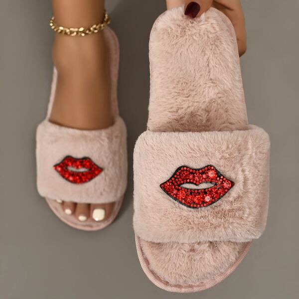 

Rhinestone Decor Red Lip Graphic Fuzzy Slippers, Pink