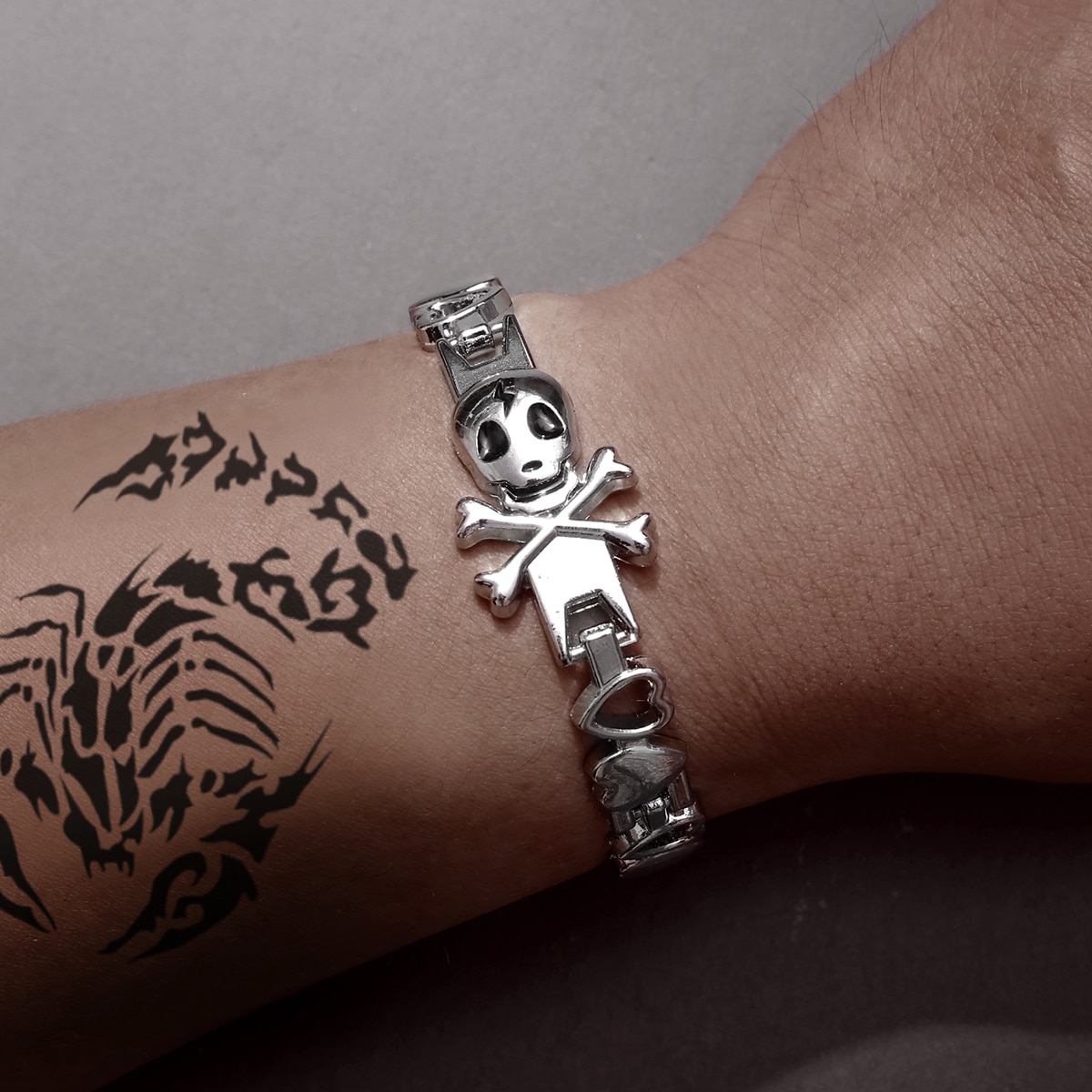 для мужчины Браслет сердечко & с черепом
