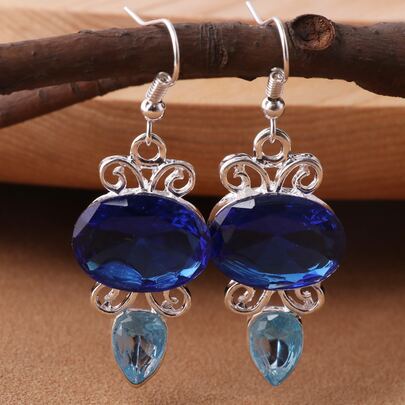 Geometric Decor Drop Earrings