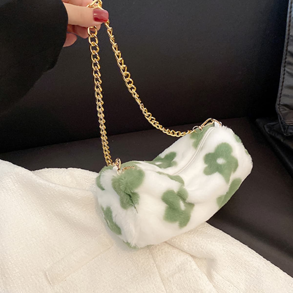 

Flower Print Fluffy Bag, Multicolor