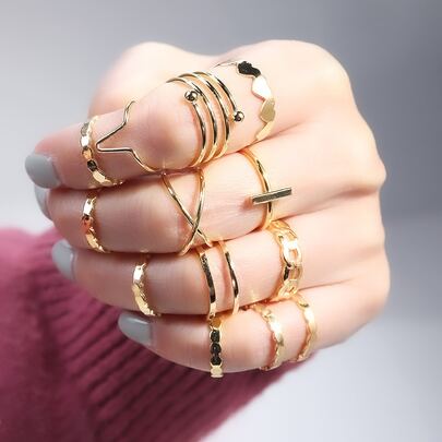 13 件心形装饰戒指情人节