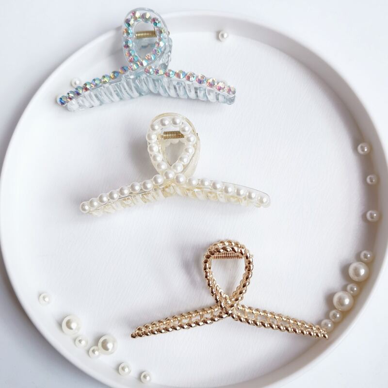 

3pcs Faux Pearl Decor Hair Claw, Multicolor