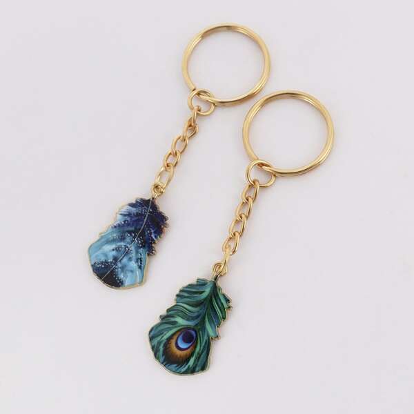 

2pcs Feather Design Charm Keychain, Multicolor