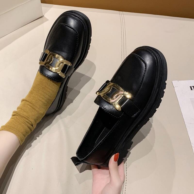 

Chain Decor Slip On Loafers, Black