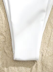 Chain Linked Thong Bikini For Summer Beach - White - View 3