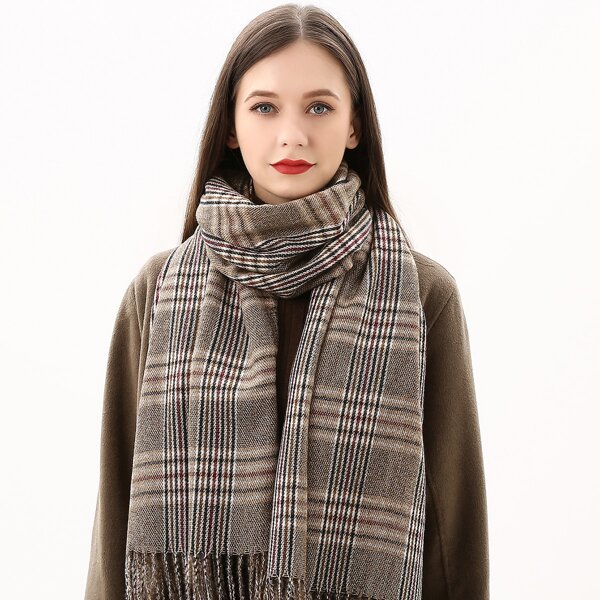 

Fringe Hem Plaid Pattern Scarf, Multicolor