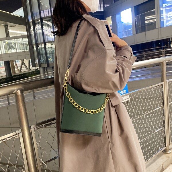 

Minimalist Chain Bucket Bag, Dark green