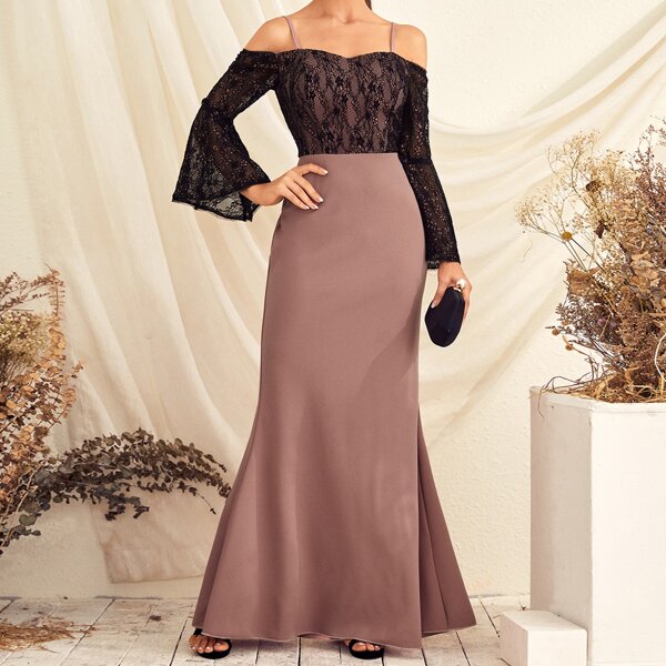 

Contrast Lace Cold Shoulder Flounce Cuff Maxi Bridesmaid Dress, Multicolor