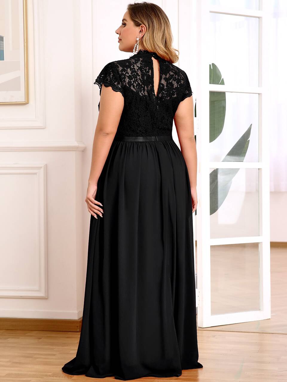 MIUSOL Plus Lace Bodice Maxi Prom Dress
