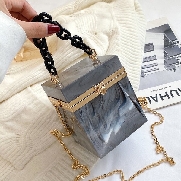

Marble Graphic Chain Box Bag, Grey