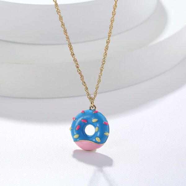 

18K Gold Plated Doughnut Charm Necklace
