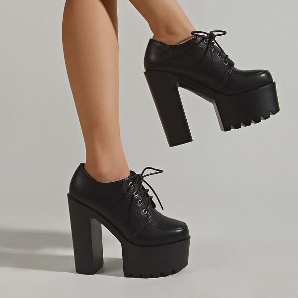 

Minimalist Lace Up Front Chunky Oxfords, Black