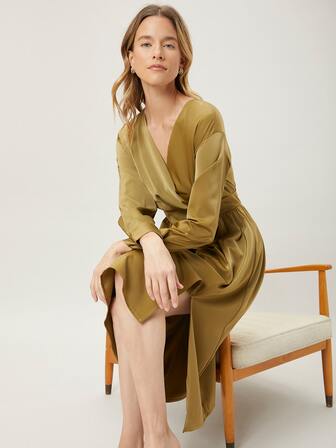 MOTF PREMIUM SURPLICE NECK SLIT DRESS