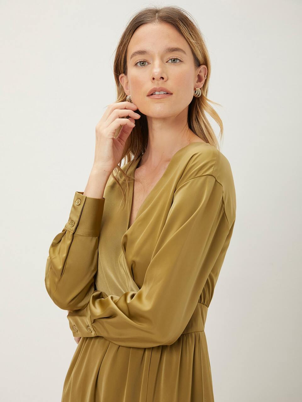 MOTF SURPLICE NECK SLIT DRESS