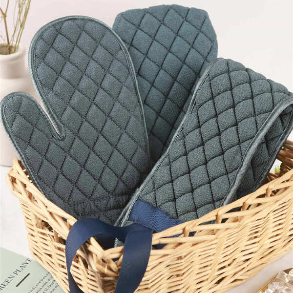 

3pcs Plain Exfoliating Strip & Glove, Blue