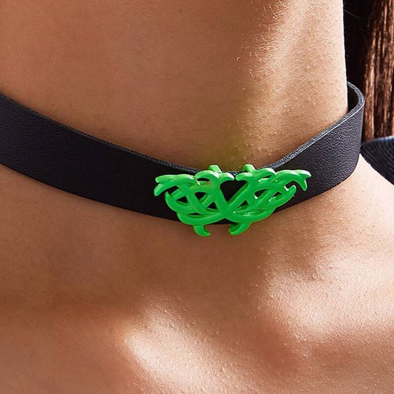

Hollow Out Design Choker, Black
