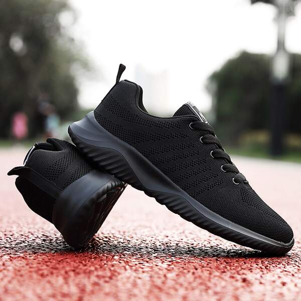 

Men Striped Lace-up Running Shoes, Black