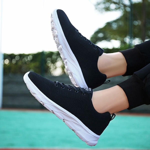 

Men Lace-up Front Low Top Knit Sneakers, Black