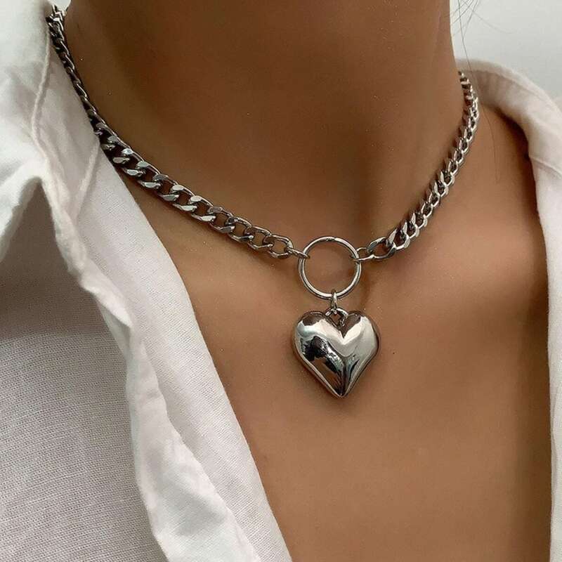 

Heart Decor Chain Necklace, Silver
