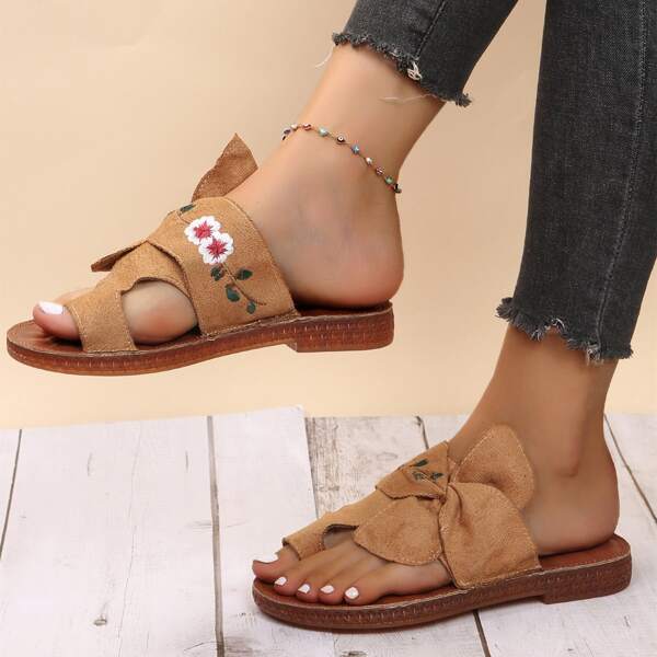 

Embroidery Design Twist Design Thong Sandals, Brown