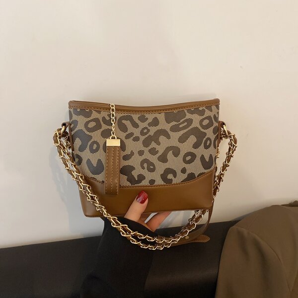 

Leopard Pattern Square Bag, Multicolor