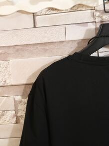 Manfinity Hypemode Men Bear Print Tee - Black - View 6