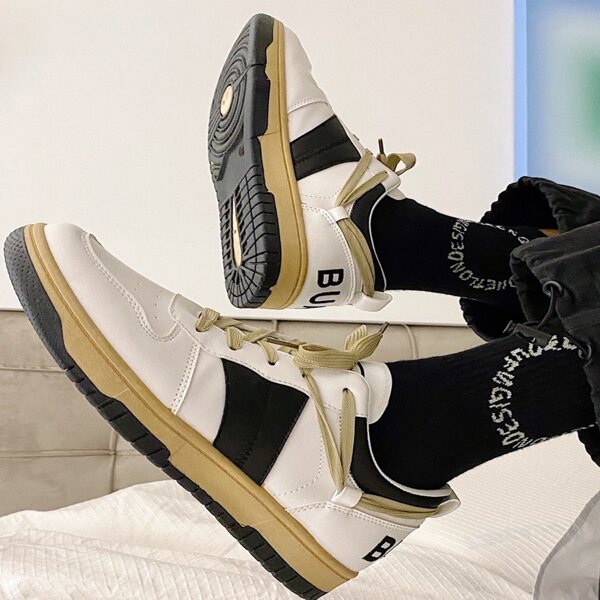 

Men Colorblock Letter Graphic Lace-up Front Skate Shoes, Black and white