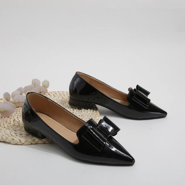 

Bow Decor Point Toe Flats, Black