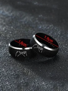 HOTNICE 時尚流行2入組男士字母圖案戒指不銹鋼朋克嘻哈風格適合珠寶禮物和時尚外觀 - 黑與白 - 查看 3