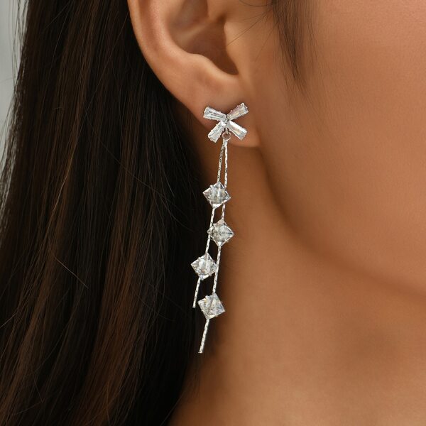

Geo Decor Drop Earrings, Silver