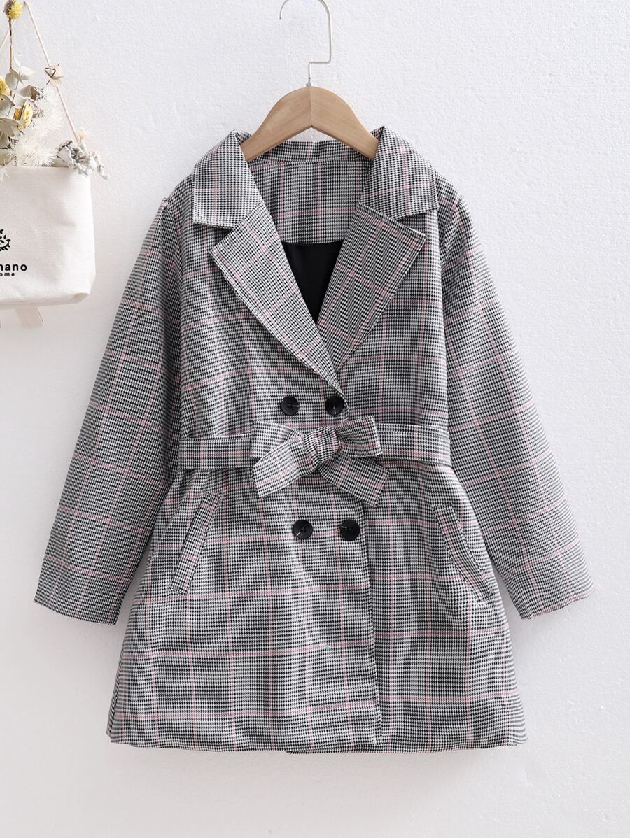 女孩格紋西裝領雙排釦腰帶外套