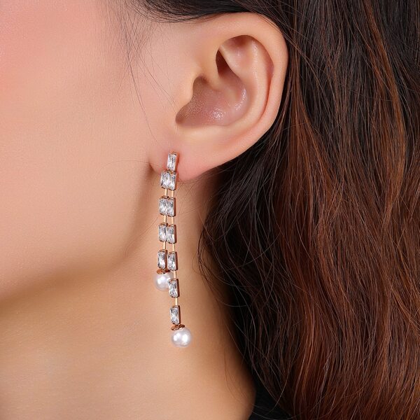 

18K Gold Plated Zircon Decor Earrings