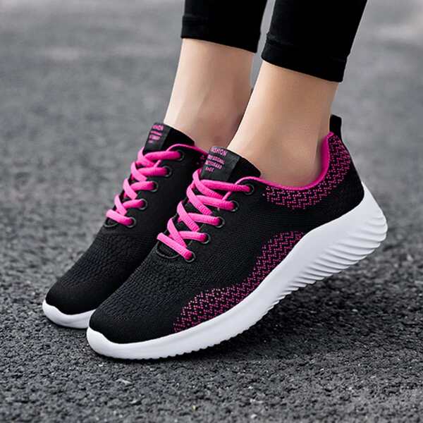 

Letter Patch Decor Lightweight Running Shoes, Black