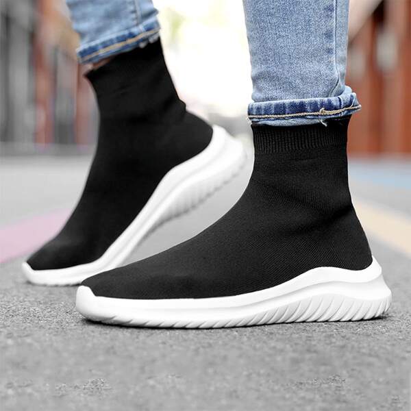 

Minimalist Breathable Sock Sneakers, Black