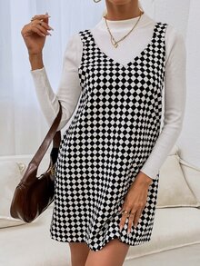 Allover Geometric Print Cami Dress - Black and White - View 3