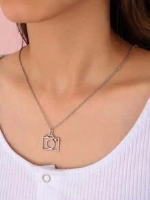 Collar con diseño de cámara - Plateado - Ver 1