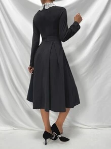SHEIN Clasi Contrast Collar Fold Pleated Dress - Black - View 2