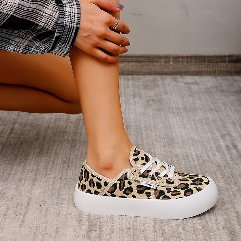 

Leopard Lace Up Front Canvas Shoes, Multicolor